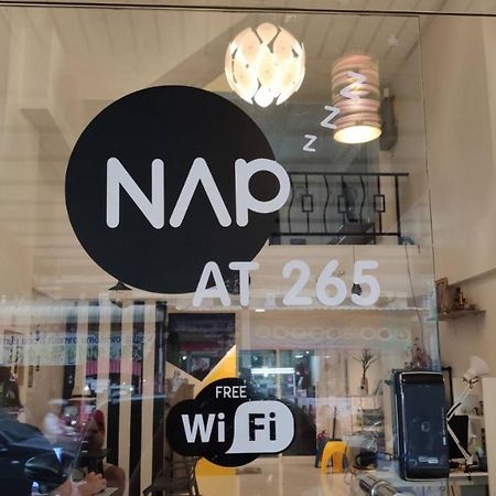 Nap At 265 Donmeaung Hostel Bangkok Exterior photo